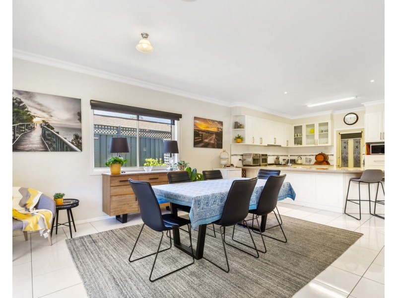 1/44 Mark Avenue, Sale VIC 3850