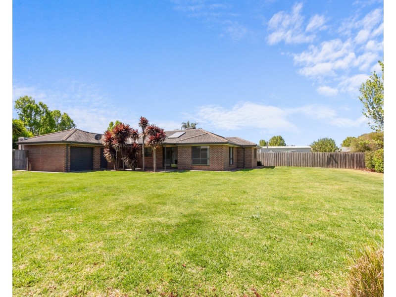 5 Melanie Court, Sale VIC 3850