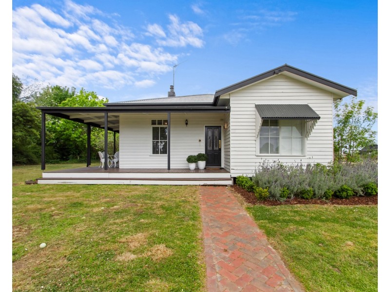 40 Gibsons Road, Sale VIC 3850