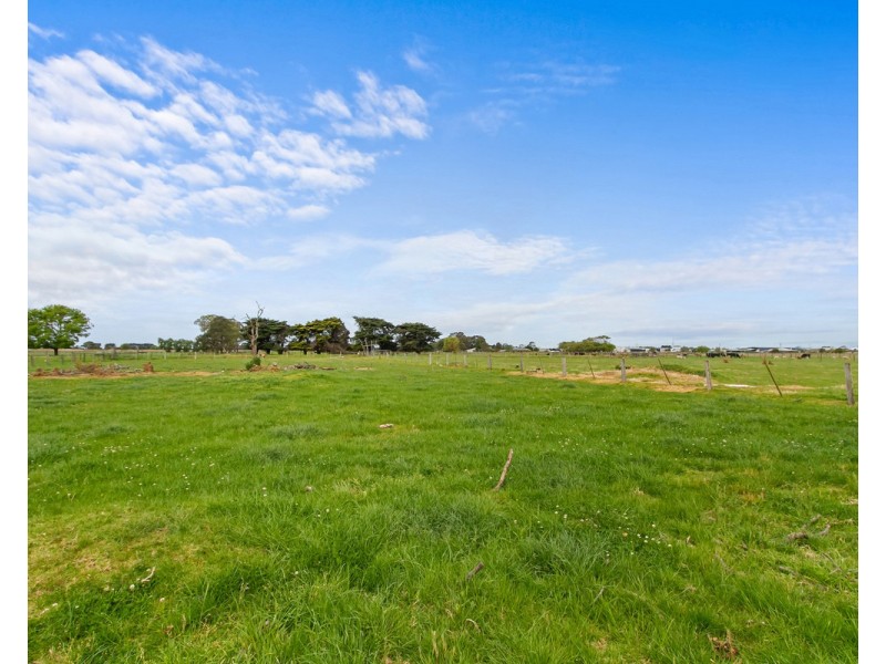 40 Gibsons Road, Sale VIC 3850