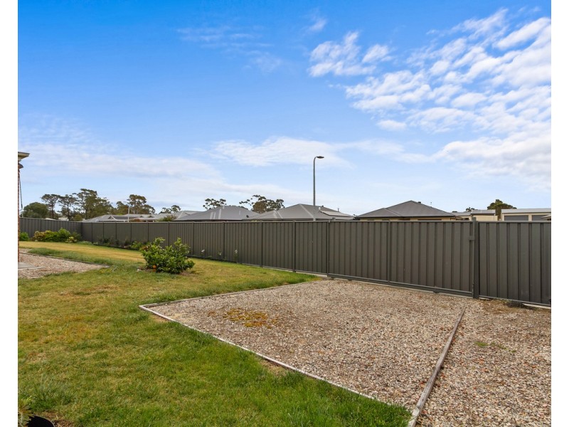 19 Mitchell Road, Stratford VIC 3862
