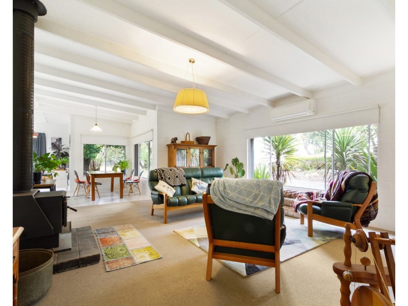 52 Slavins Lane, Stratford VIC 3862