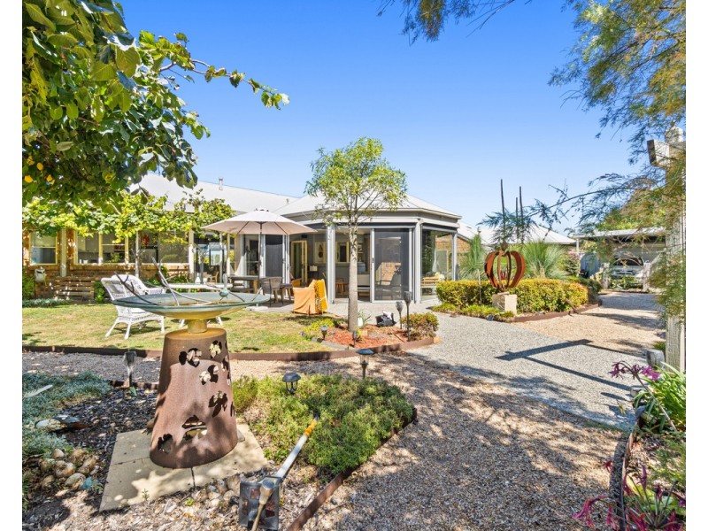 37-39 Stevens Street, Sale VIC 3850