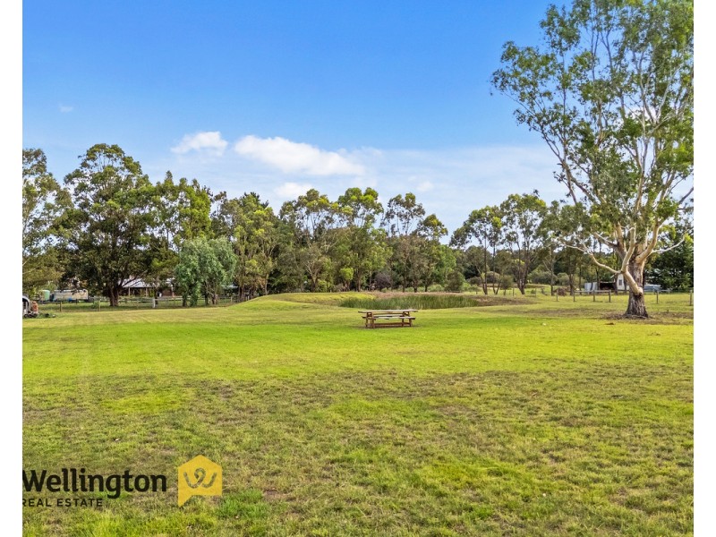 41 Newnham Drive, Longford VIC 3851