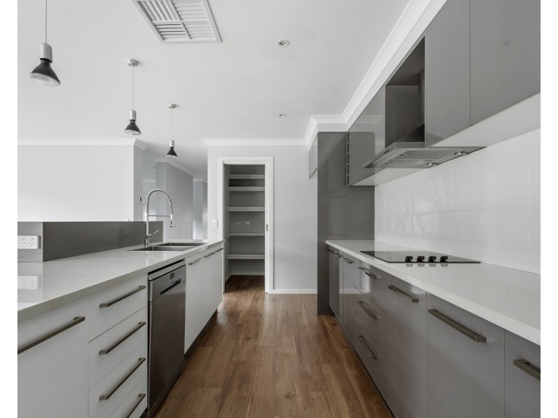 8 Woondella Boulevard, Sale VIC 3850