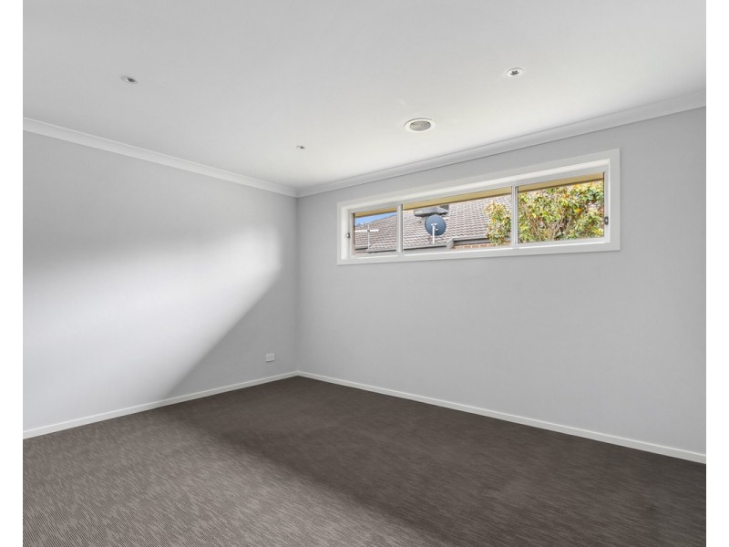 8 Woondella Boulevard, Sale VIC 3850