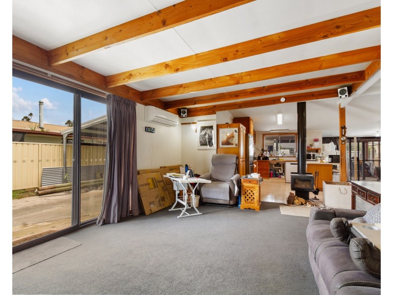 34 Dixon Street, Stratford VIC 3862
