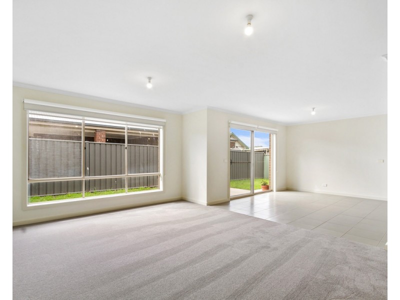 4/7 Prince Street, Wurruk VIC 3850