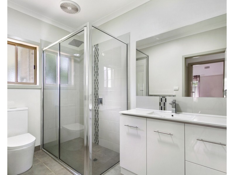 15B Raymond Street, Stratford VIC 3862