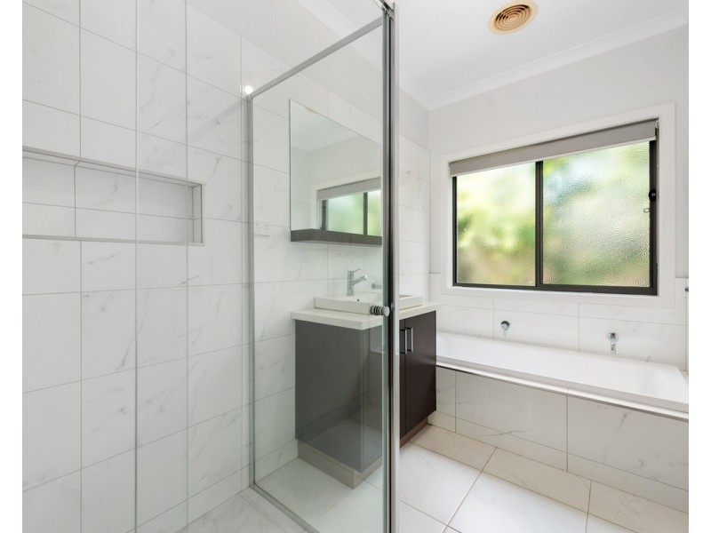 21 Ruthberg Drive, Sale VIC 3850