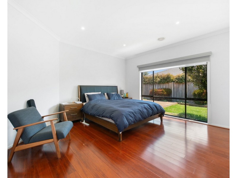 21 Ruthberg Drive, Sale VIC 3850