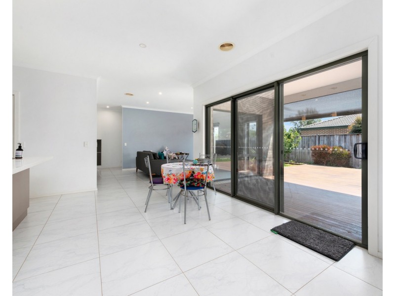 21 Ruthberg Drive, Sale VIC 3850