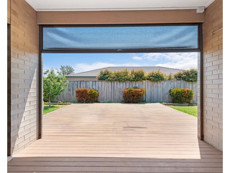 21 Ruthberg Drive, Sale VIC 3850