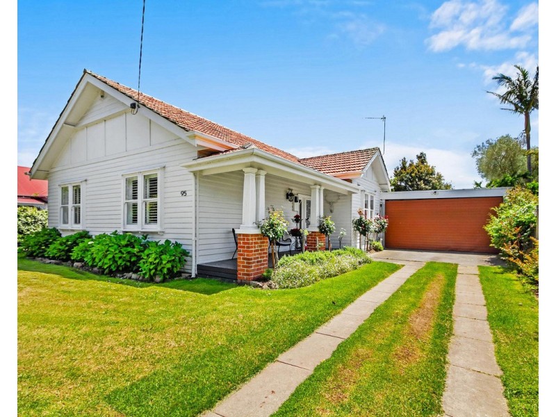 95 Fitzroy Street, Sale VIC 3850