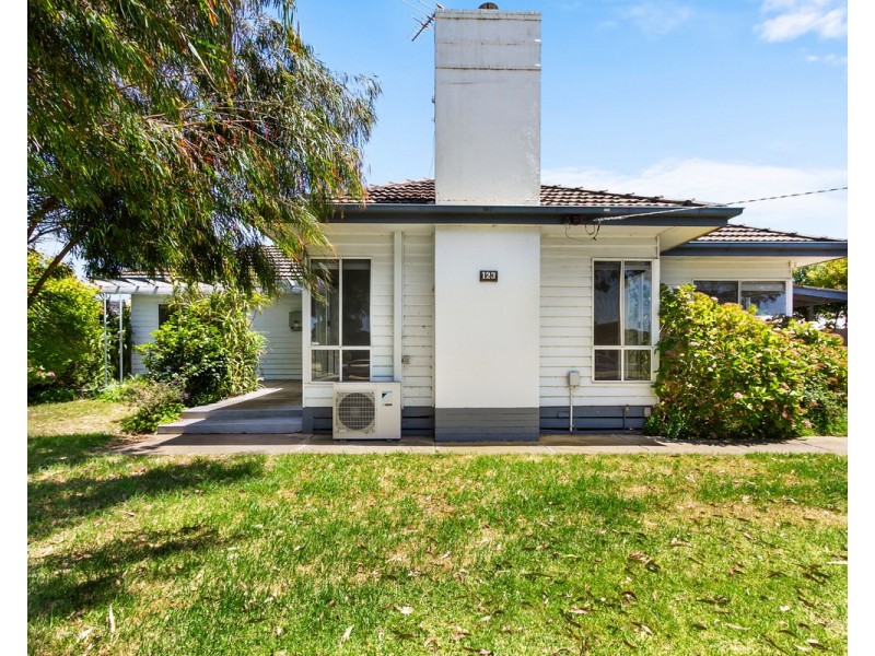 123 Reeve Street, Sale VIC 3850