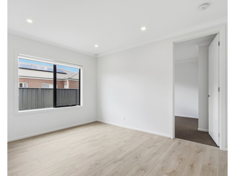 5 Fleming Street, Stratford VIC 3862