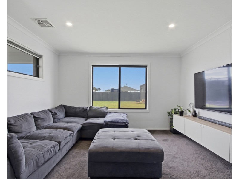 10 Findley Court, Stratford VIC 3862