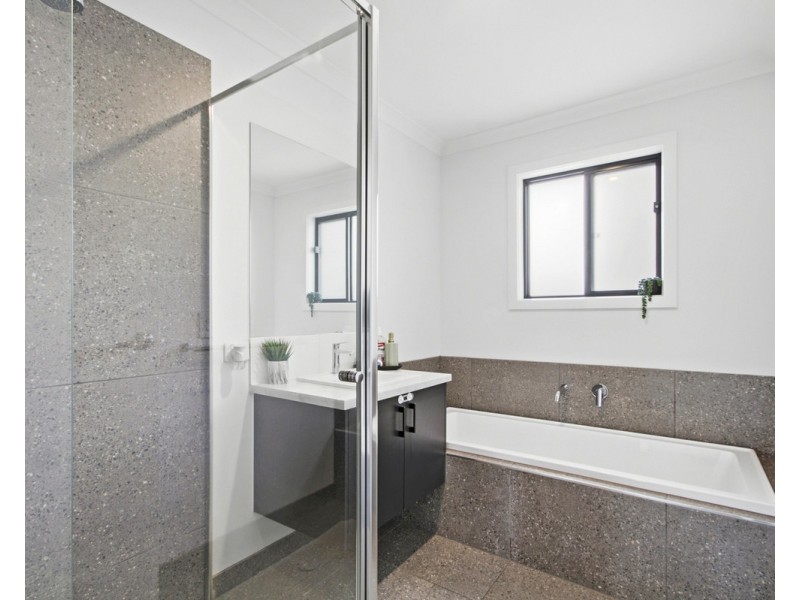 10 Findley Court, Stratford VIC 3862