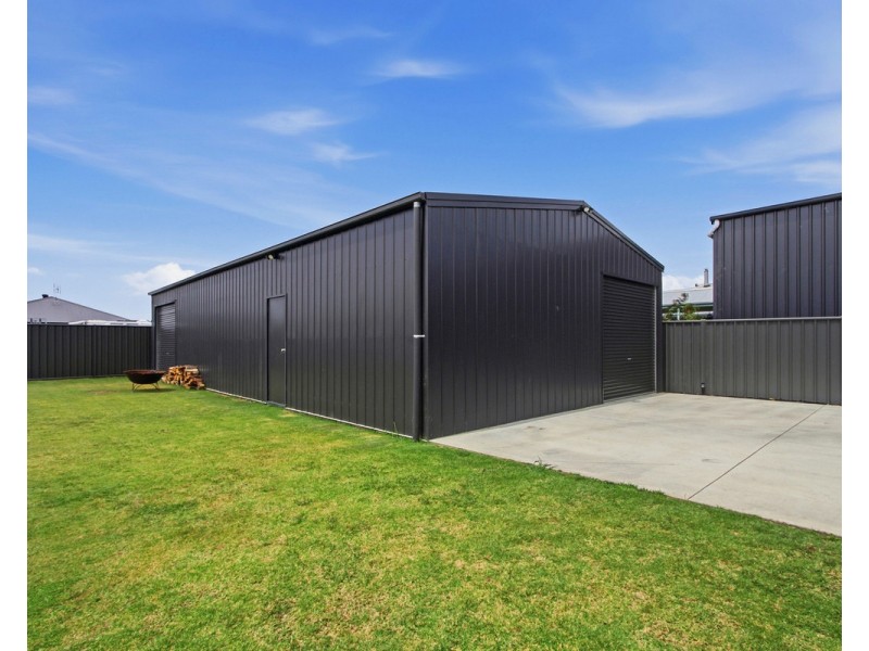 10 Findley Court, Stratford VIC 3862