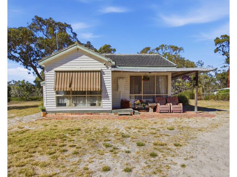 16 Centella Lane, Longford VIC 3851