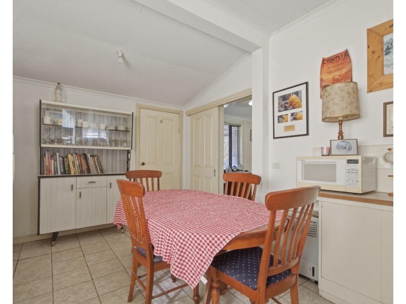 16 Centella Lane, Longford VIC 3851