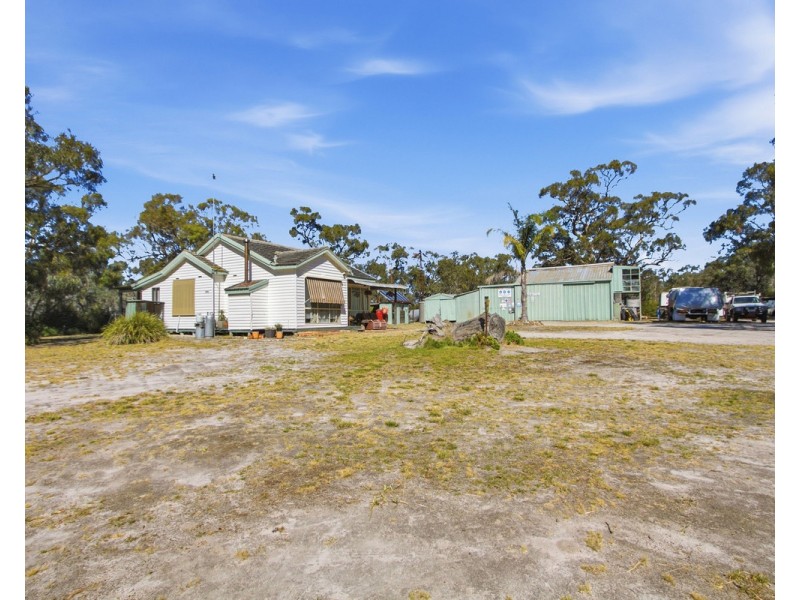 16 Centella Lane, Longford VIC 3851