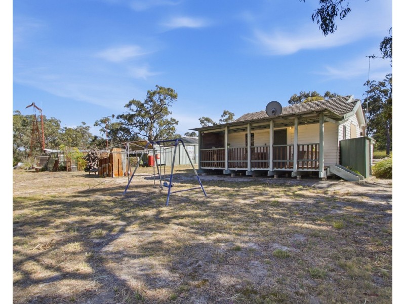 16 Centella Lane, Longford VIC 3851