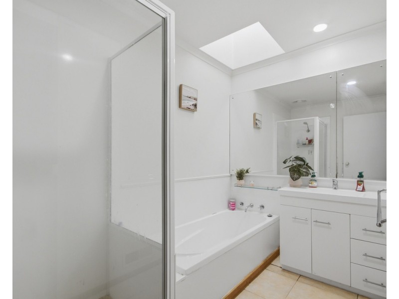 1 Southern Avenue, Sale VIC 3850