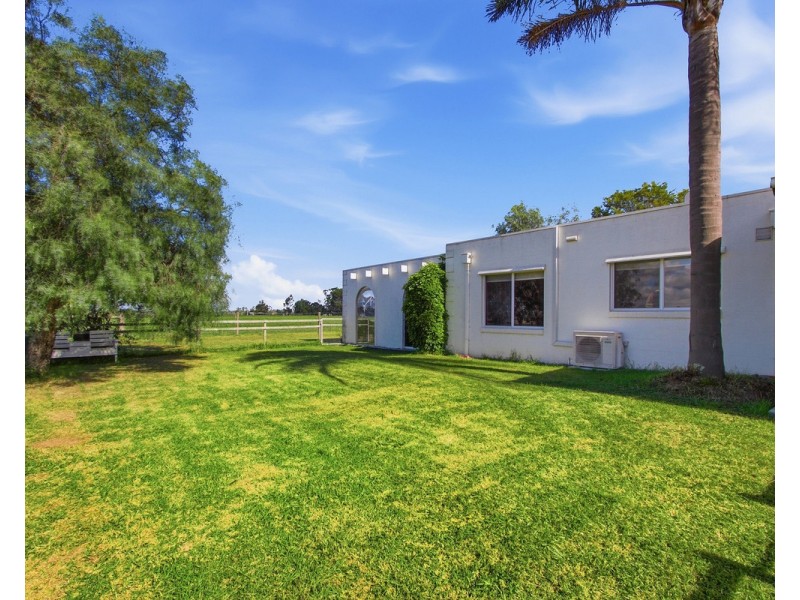 729 Llowalong Road, Llowalong VIC 3862