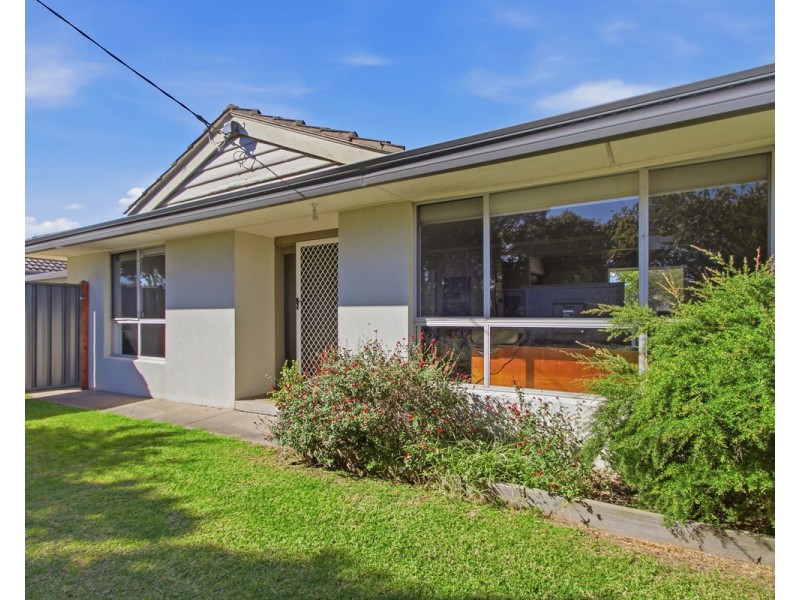 2A Weir Street, Sale VIC 3850