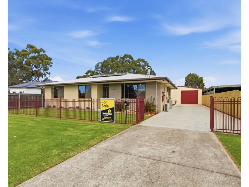 16 Thomson Street, Stratford VIC 3862