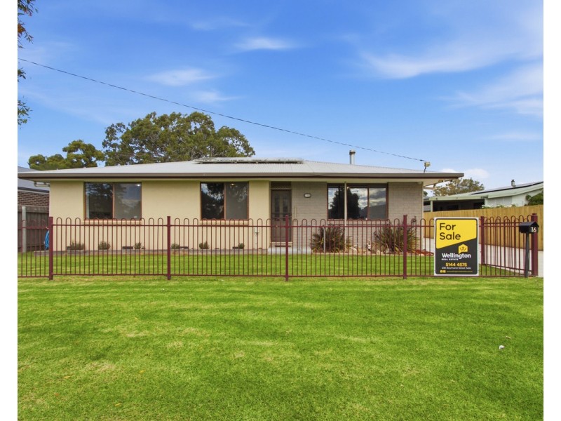 16 Thomson Street, Stratford VIC 3862