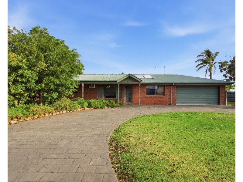 2 Stafford Drive, Sale VIC 3850