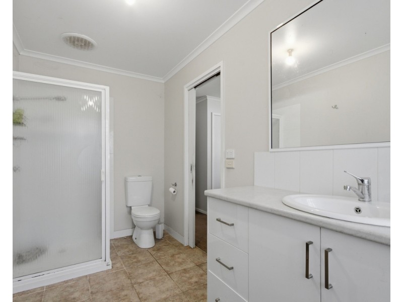 2 Stafford Drive, Sale VIC 3850