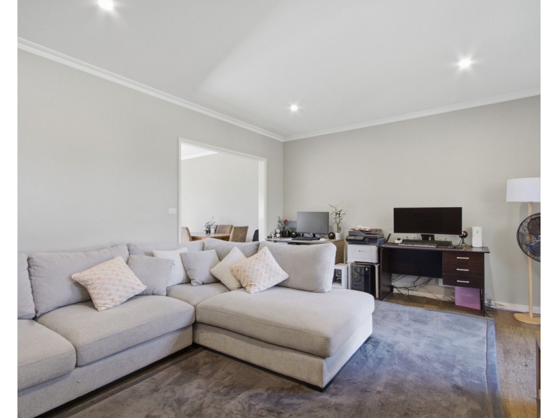 13 Araluen Drive, Sale VIC 3850