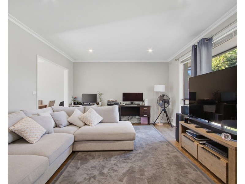 13 Araluen Drive, Sale VIC 3850