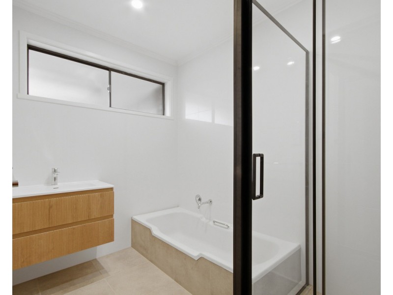 30 Hutchison Street, Sale VIC 3850