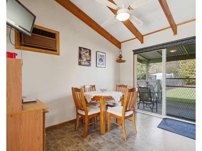 8 Little Street, Stratford VIC 3862