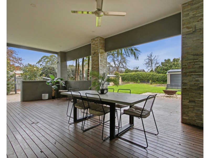 80 Montgomery Street, Sale VIC 3850