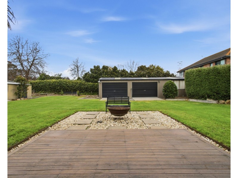 80 Montgomery Street, Sale VIC 3850