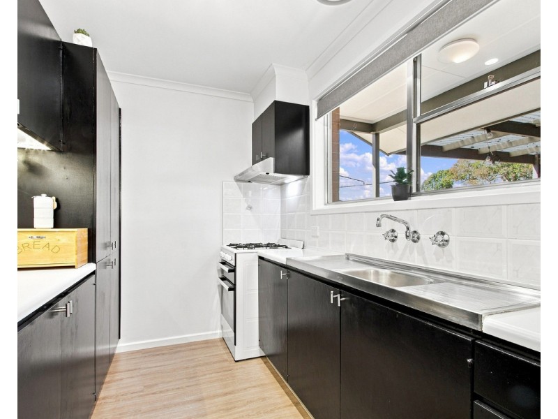 6 Chalmer Court, Sale VIC 3850