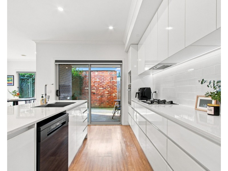 2 Lapwing Lane, Sale VIC 3850