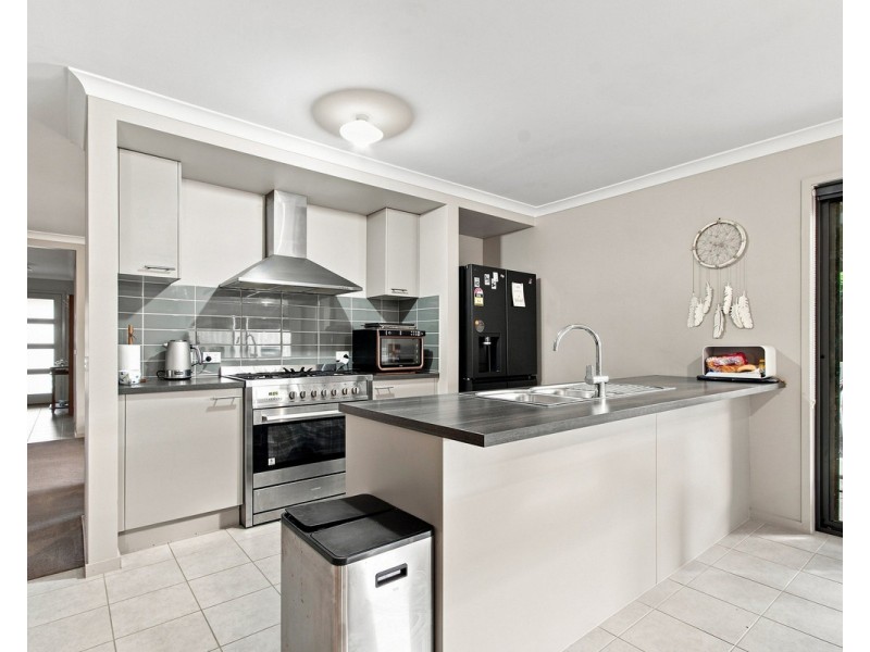 5 Billabong Avenue, Sale VIC 3850