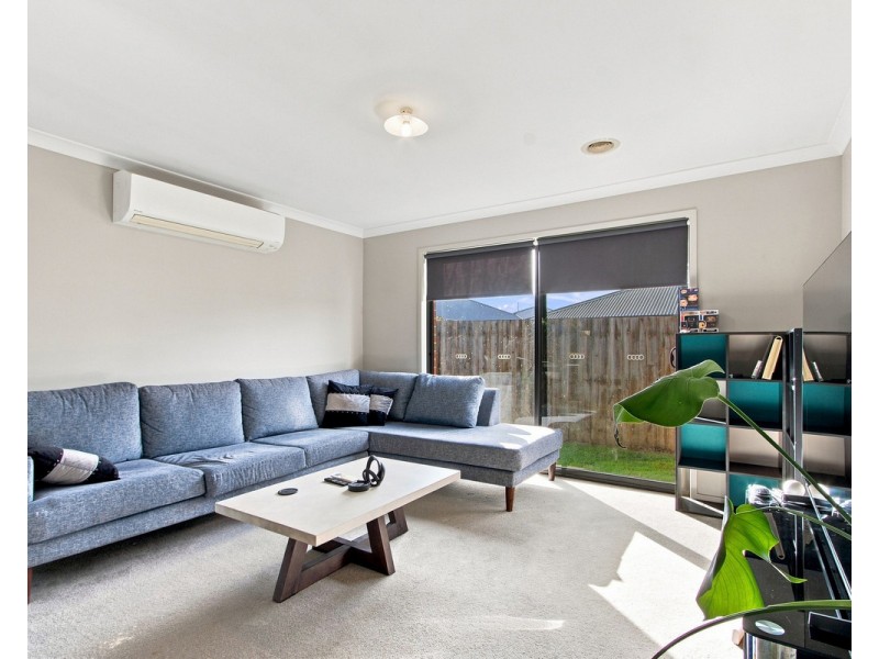 5 Billabong Avenue, Sale VIC 3850