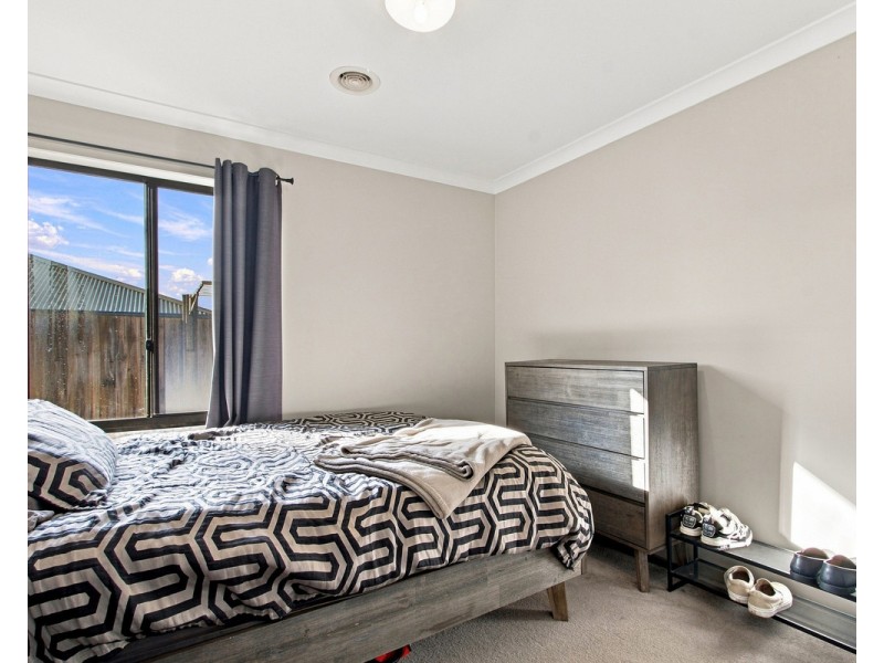 5 Billabong Avenue, Sale VIC 3850