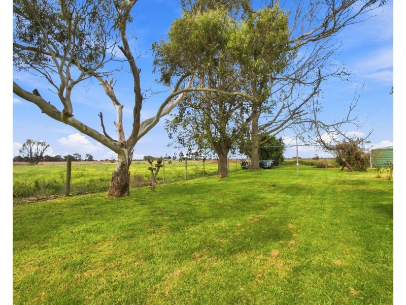 22 Smiths Lane, Cobains VIC 3851