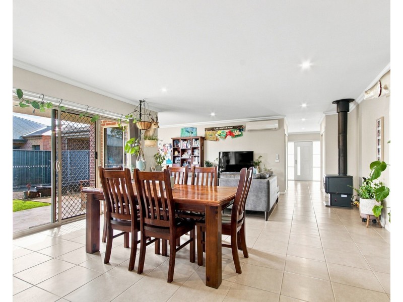 15 Killeen Street, Stratford VIC 3862