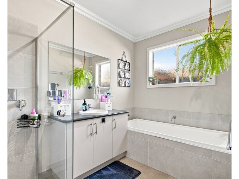 15 Killeen Street, Stratford VIC 3862