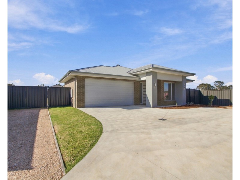 9 Fleming Street, Stratford VIC 3862