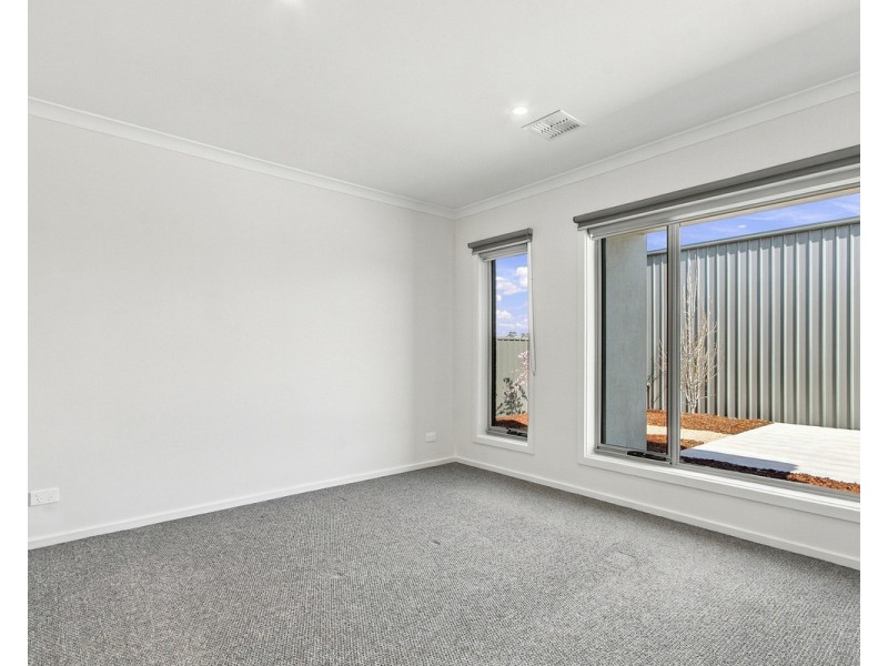 9 Fleming Street, Stratford VIC 3862